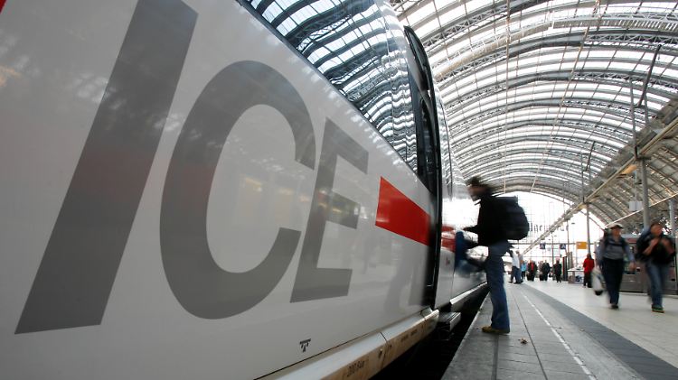 Die Bahn wartet dringend auf neue Züge.