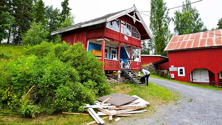 Auf Utoya werden allmählich die Häuser wieder renoviert. Das Jugendtreffen der Sozialdemokraten findet seit dem Anschlag dort nicht mehr statt.