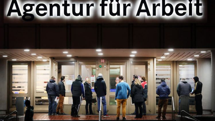Arbeitssuchende in Duisburg.
