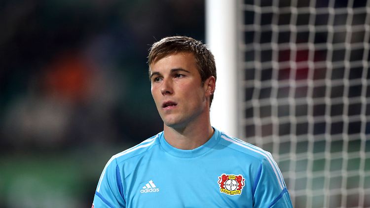 Zwei Erstligaspiele in einer Saison: Michael Rensing im Trikot von Bayer Leverkusen.