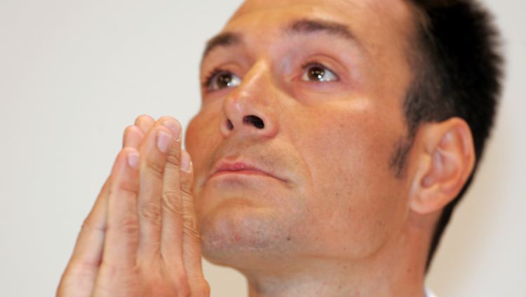 Tränen lügen doch: Erik Zabel bei seinem falschen Dopinggeständnis im Jahr 2007.