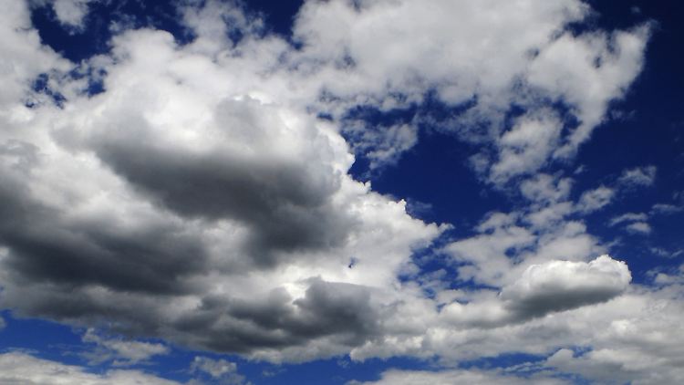 Stiftung Warentest findet Cloud-Speicher bestenfalls "befriedigend".