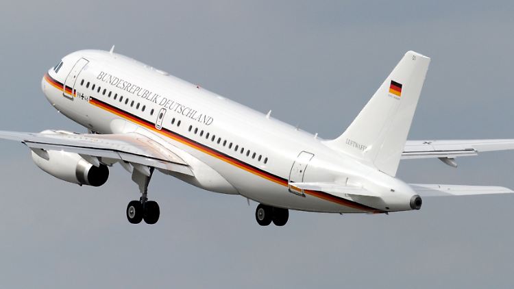 Dieser Airbus A 319 hebt ab. Der Eindringling hätte das Flugzeug aber nicht starten können.