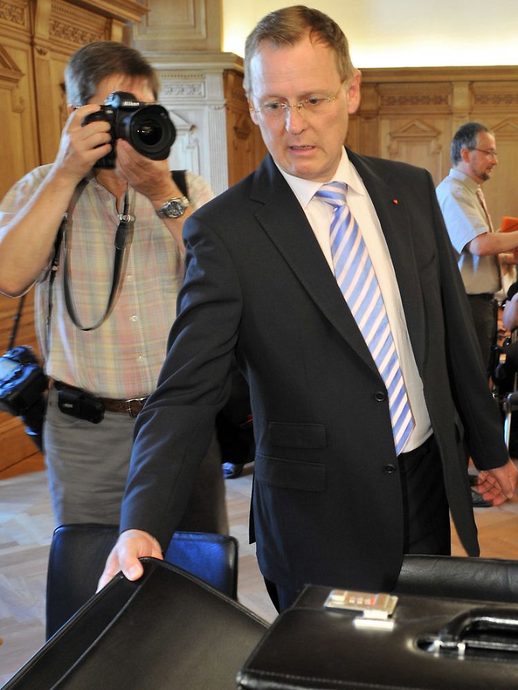 Die Leipziger Revisionsverhandlung geht zu Ungunsten von Ramelow aus: öffentliches Material darf gesammelt werden.