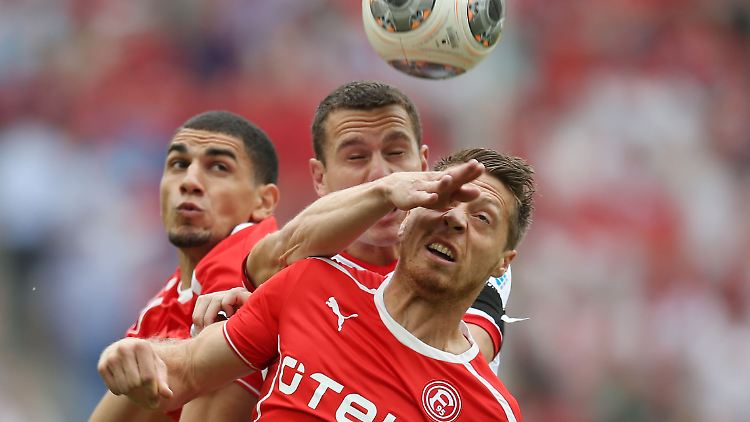 Kampf um die Lufthoheit - am Ende heißt es 1:1.