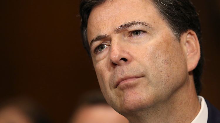 James Corney war bereit Chef des FBI - kommissarisch. 