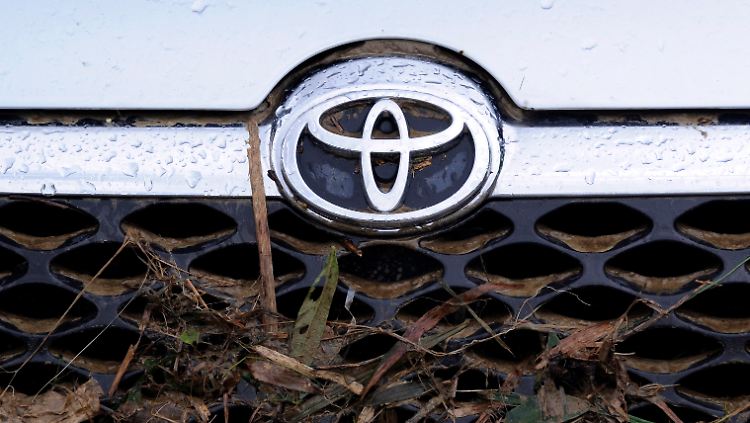 Ein blitzendes Logo: Toyota nutzt der schwachen Yen.