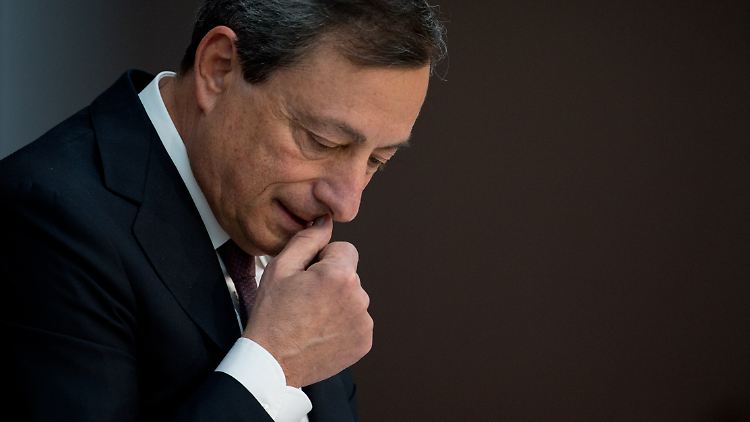 Mario Draghi will mit einem Tabu bei der EZB brechen.