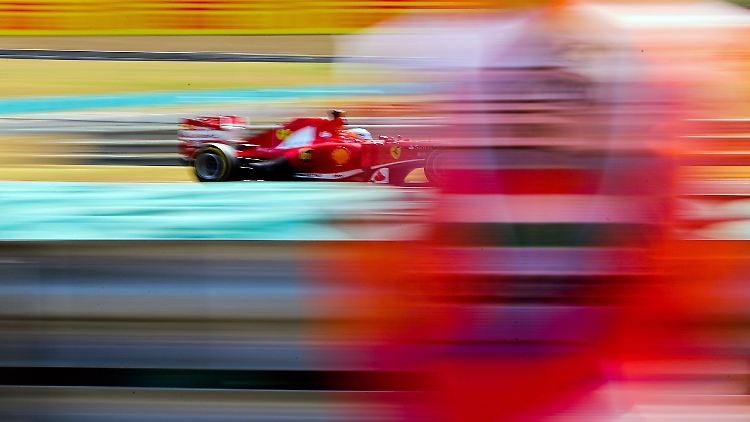 Ferrari-Star Fernando Alonso ist einer der Hauptdarsteller im aktuellen Wechseltheater der Formel 1.