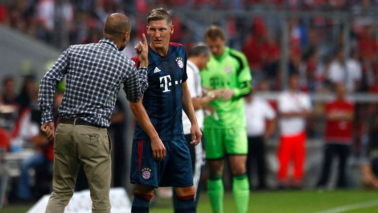 Der Boss bin ich, das hat Pep Guardiola klargemacht - und danach muss sich auch Bastian Schweinsteiger richten.