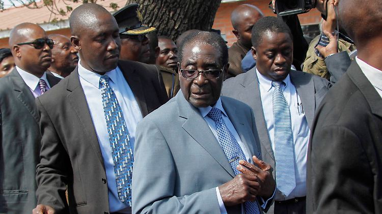 Muss Robert Mugabe in die Stichwahl?