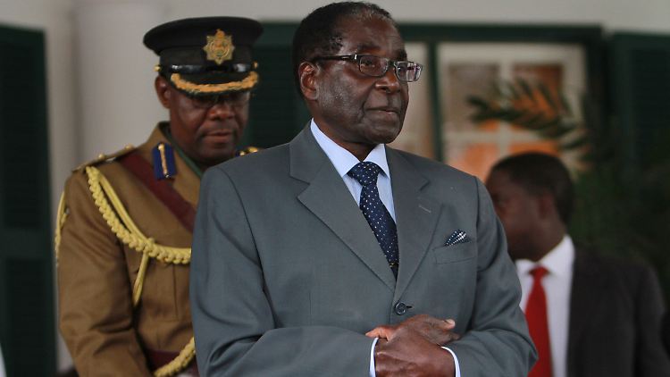 Robert Mugabe lässt nicht von der Macht.