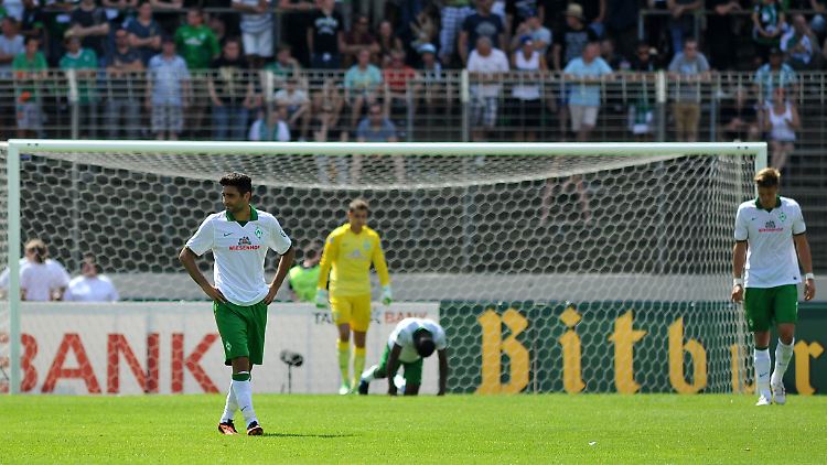 Bedient nach 120 Minuten: Werder Bremen startet schlecht in die Saison.