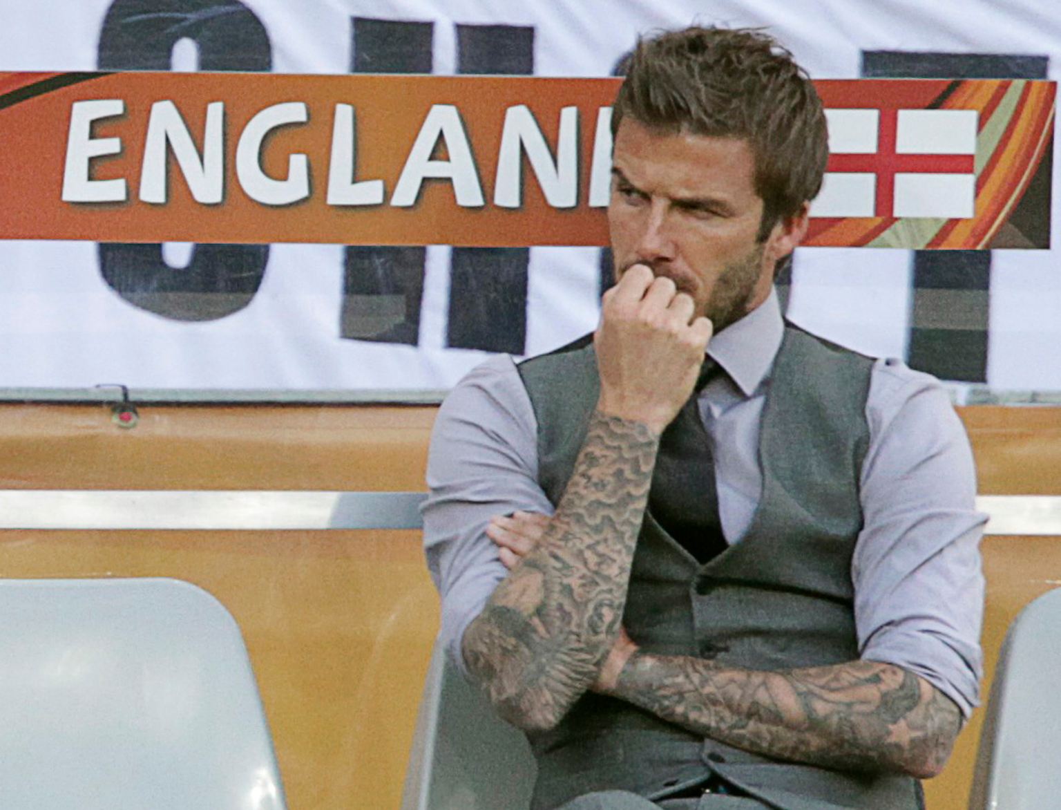 Fangen wir mit der schlechten Nachricht an: Fußball-Altstar David Beckham ist nicht länger der bestverdienende nichtamerikanische Sportler.