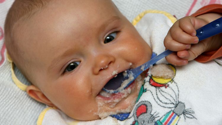 Begehrte Babynahrung: Am Milchpulverbeispiel kann man noch etwas in Sachen Globalisierung lernen. 