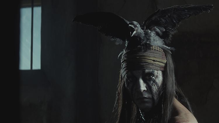 Kein Allheilmittel für den "Lone Ranger": Johnny Depp als Tonto.