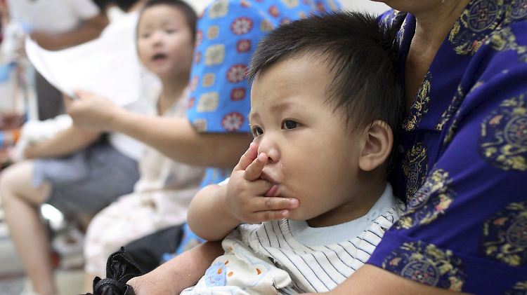 Seit dem Skandal 2008 sind Chinas Verbraucher beim Thema Babymilchpulver äußerst hellhörig.