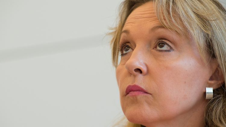 Kritiker werfen Ministerin Merk vor, sie habe nicht schnell genug auf den Justizskandal reagiert.