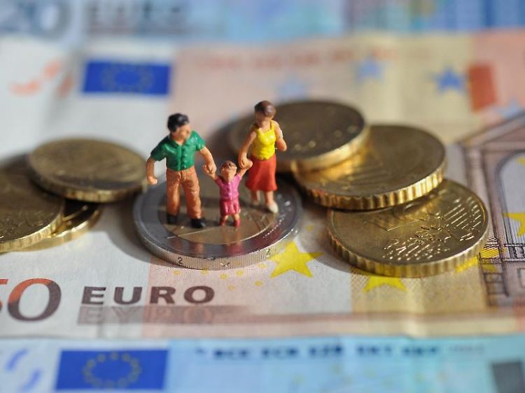 Hartz-IV- Leistungen müssen auch die Ausübung des Umgangsrechts mit den eigenen Kindern ermöglichen.