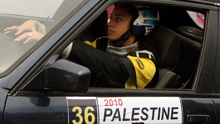 autorennen palästina.jpg