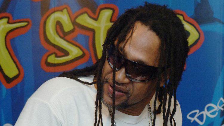 Kein Geringerer als der erste Hip-Hopper aller Zeiten: DJ Kool Herc.