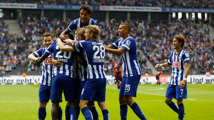 Wer hätte das gedacht: Die Hertha aus Berlin führt vorerst die Tabelle an.