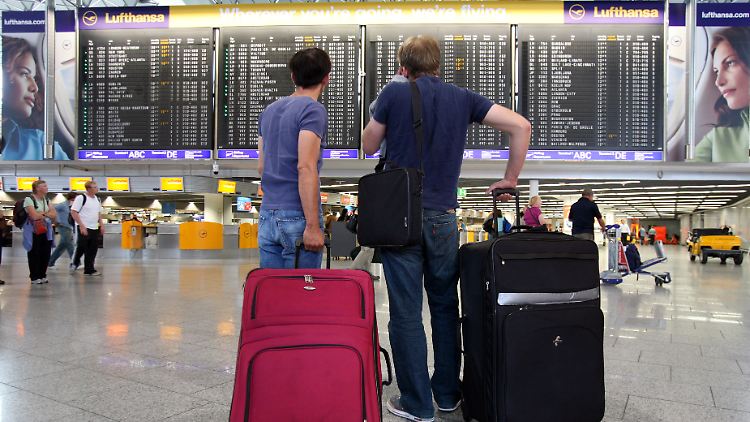 Passagiere sollen künftig erst nach fünf Stunden Verspätung eine Entschädigung erhalten.