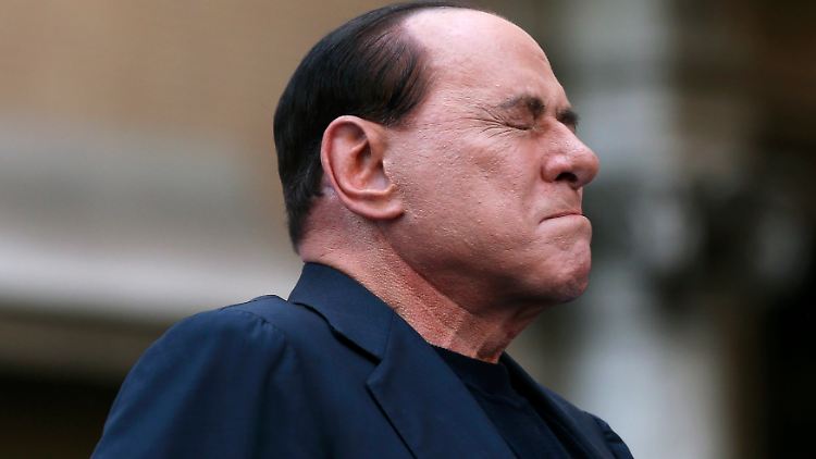 Berlusconi bleiben nicht viele Möglichkeiten, um einen Gefängnisaufenthalt zu vermeiden.