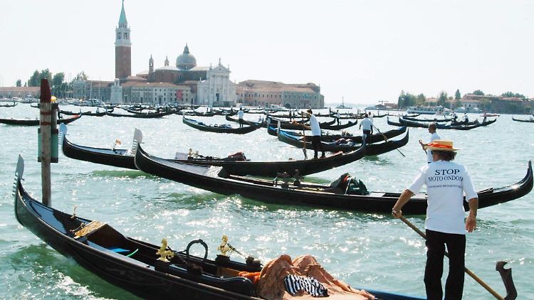 Gondelfahren gilt als der Höhepunkt eines Venedig-Urlaubs.