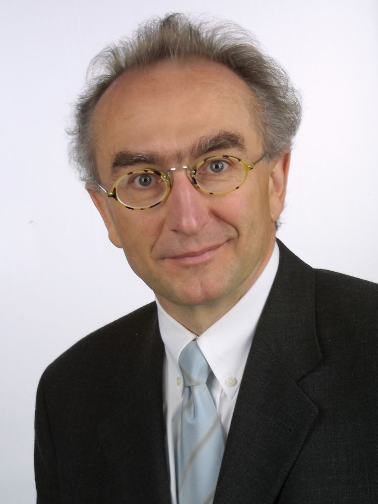 Norbert Brockmeyer: Sprecher des vom Bundesministerium für Bildung und Forschung geförderten Kompetenznetzes HIV/Aids.