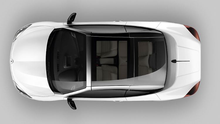 Schöne Aussicht auch bei schlechtem Wetter: Das versenkbare Hardtop des Mégane Coupé-Cabriolets besteht fast vollständig aus Glas.