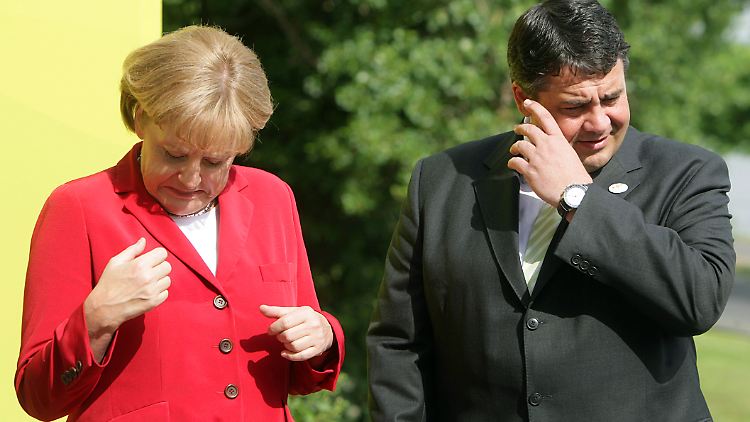 Zusammen in die Zukunft? Öffentlich distanzieren sich Kanzlerin Merkel und SPD-Chef Gabriel von einer Großen Koalition, aber vielleicht haben sie am Ende keine andere Wahl.