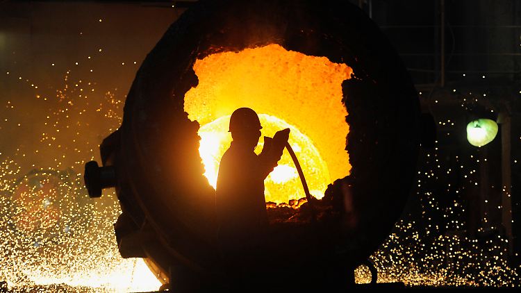 Chinas Industriedaten sorgen für einen Stimmungswandel an der Tokioter Börse.