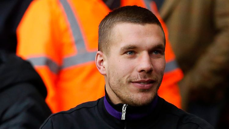 Bei Arsenal sitzt Podolski auf der Bank.
