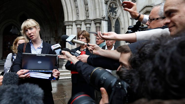Miranda ließ sich in London von der Anwältin Gwendolen Morgan vertreten.
