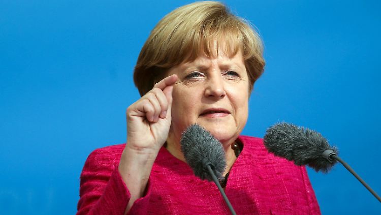 Kanzlerin Merkel würde die aufgeflammte Debatte über Griechenland gerne schnell beenden.
