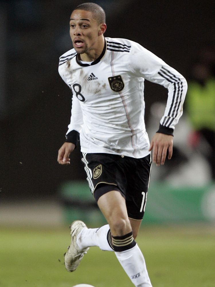 Ebenfalls in Topform: Kießlings Teamkollege Sidney Sam darf auf weitere Einsätze im DFB-Trikot hoffen.