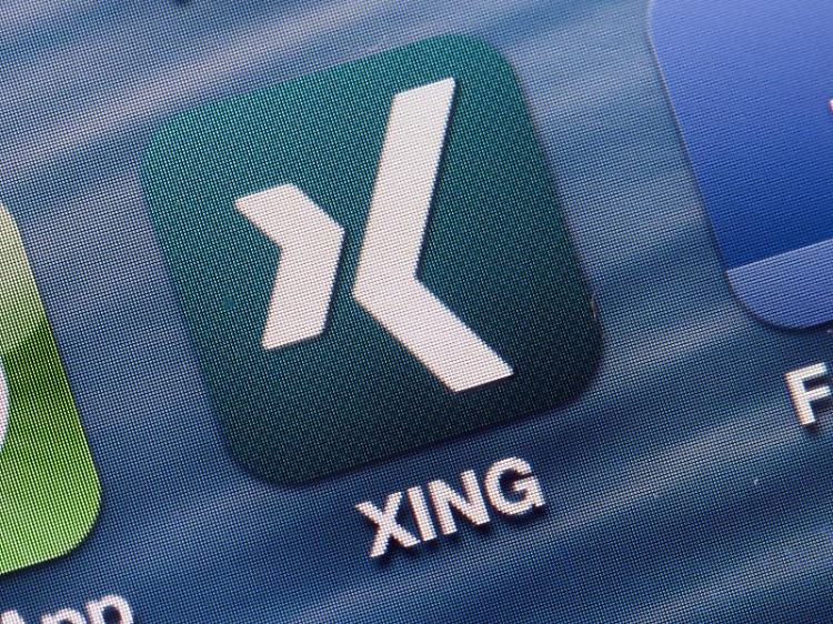 Wollen Personaler Mitarbeiter über Xing abwerben, sollten sie sich nicht negativ über die Konkurrent äußern.