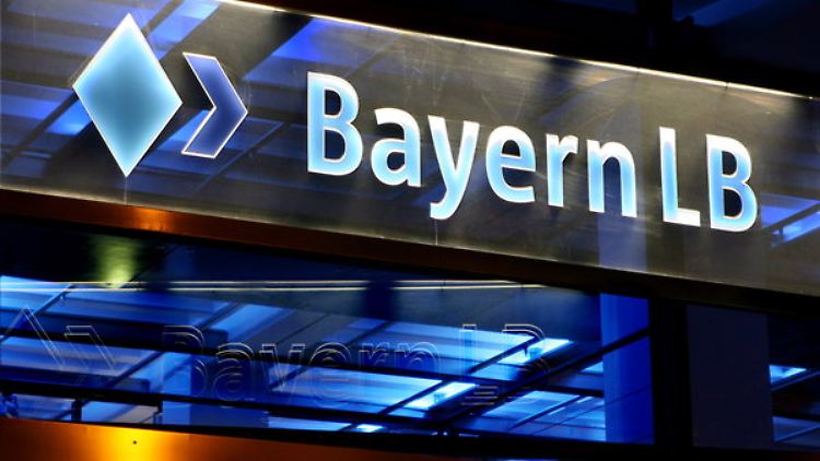 Die Bayerische Landesbank schreibt im ersten Halbjahr ordentliche schwarze Zahlen.