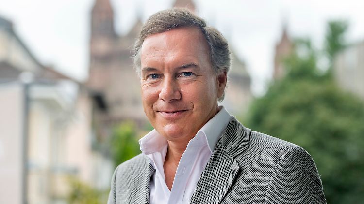 Der Filmproduzent und Regisseur Nico Hofmann hat bereits viele erfolgreiche Filmprojekte realisiert.