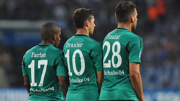 Schalke am Scheideweg: Das wissen auch Jefferson Farfan, Julian Draxler und Adam Szalai.