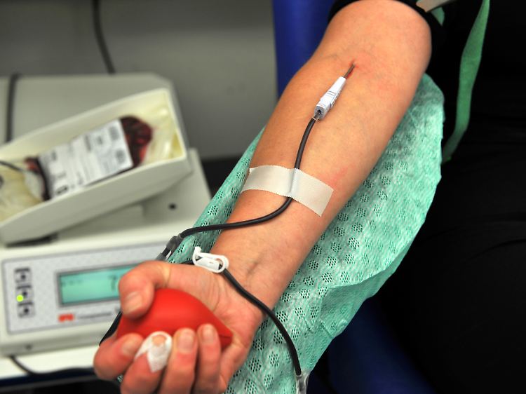 Wie oft man im Jahr Blutspenden darf und unter welchen Voraussetzungen, ist genau festgelegt.