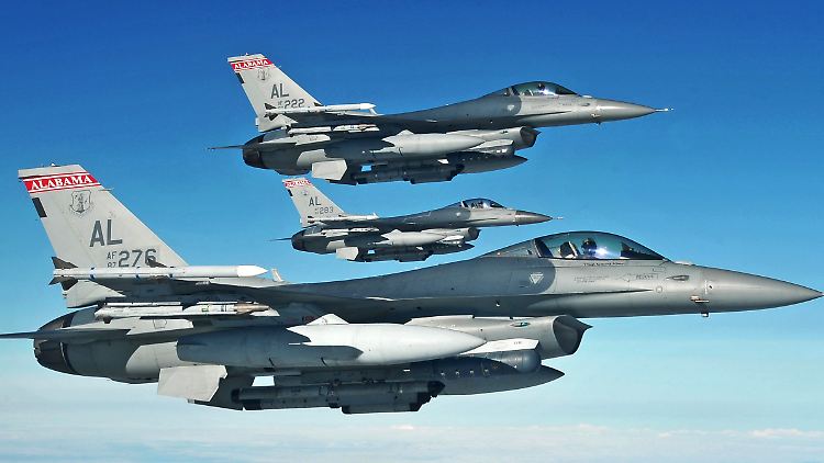 F16-Jets der US-Armee: Ein Angriff käme aus der Luft.