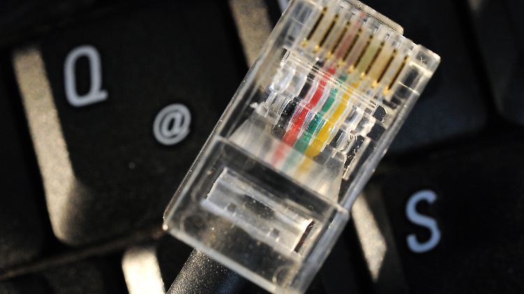 Zehntausende Computer weltweit haben Software-Hintertüren, über die US-Geheimdienste auf Daten oder ganze Netzwerke zugreifen.