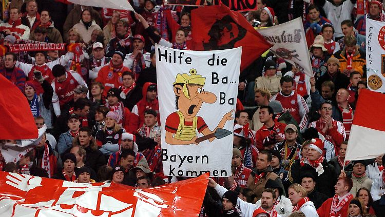 So würden es die Fans gern sehen: Der Gegner hat Angst vor den Bayern. Momentan wird den Fans selbst angst und bange.