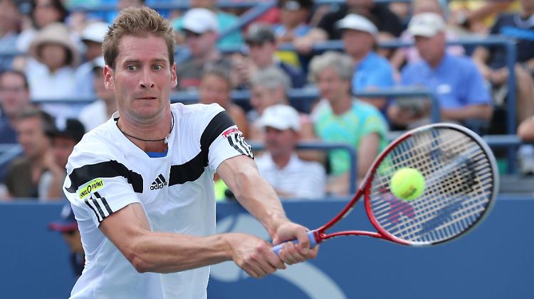 Florian Mayer war vor seinem Match gegen Murray zuversichtlich - musste aber doch den Tatsachen ins Auge blicken.