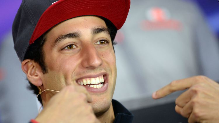 Daniel Ricciardo kommt vom Schwesterteam Toro Rosso.