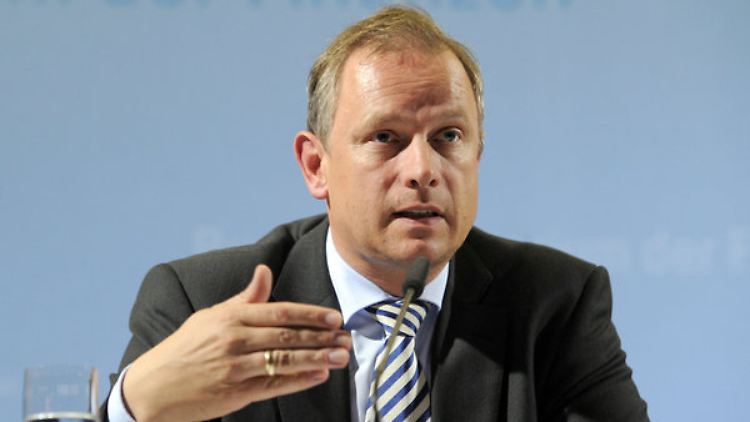 Der DSGV-Präsident Fahrenschon will sich ungern auf die fehlerfreie Arbeit der Deutschen Bank verlassen müssen.