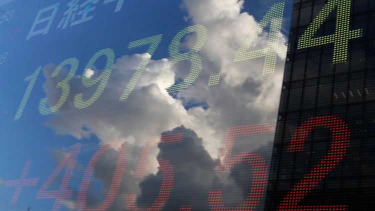 Händler machen Kasse - das sorgt für ein paar Wolken am Börsenhimmel.
