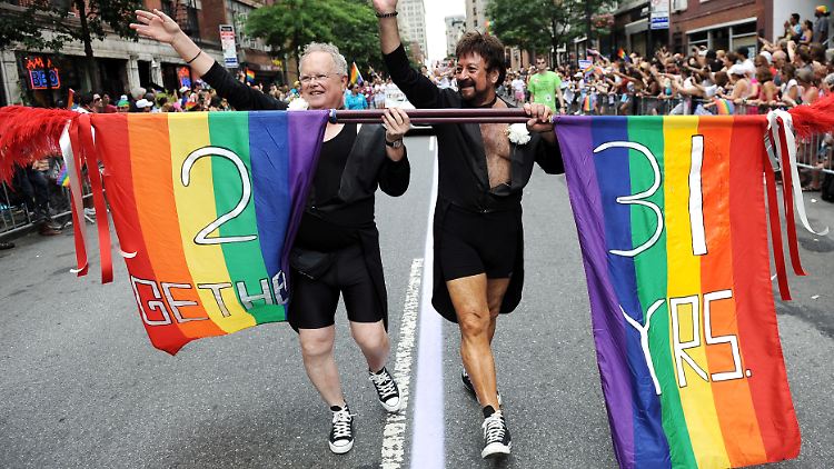 Das Thema Homo-Ehe ist in den USA heiß diskutiert. Die Wall Street sieht es ganz wirtschaftlich.